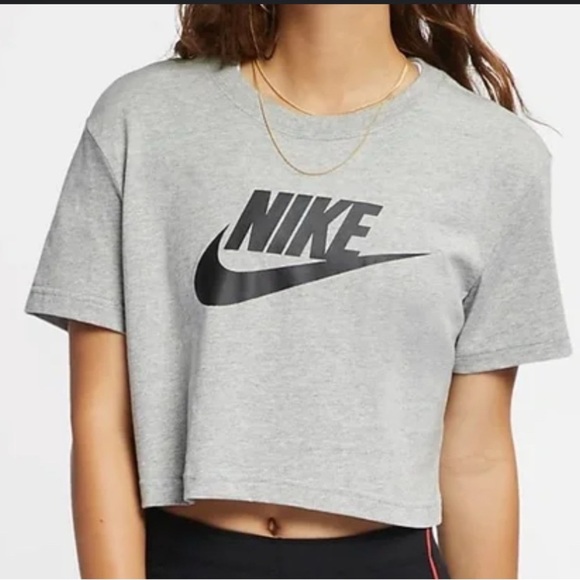 Nike Women's Cropped Logo T-Shirt - Picture 1 of 7